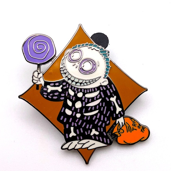 Disney - Nightmare Before Christmas - Barrel from 3 Pin Set - 2008 NBC Pin - Picture 1 of 3